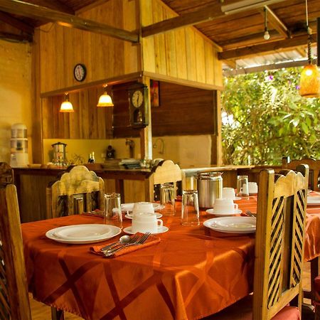 Hosteria Los Cedros De Mindo Ngoại thất bức ảnh