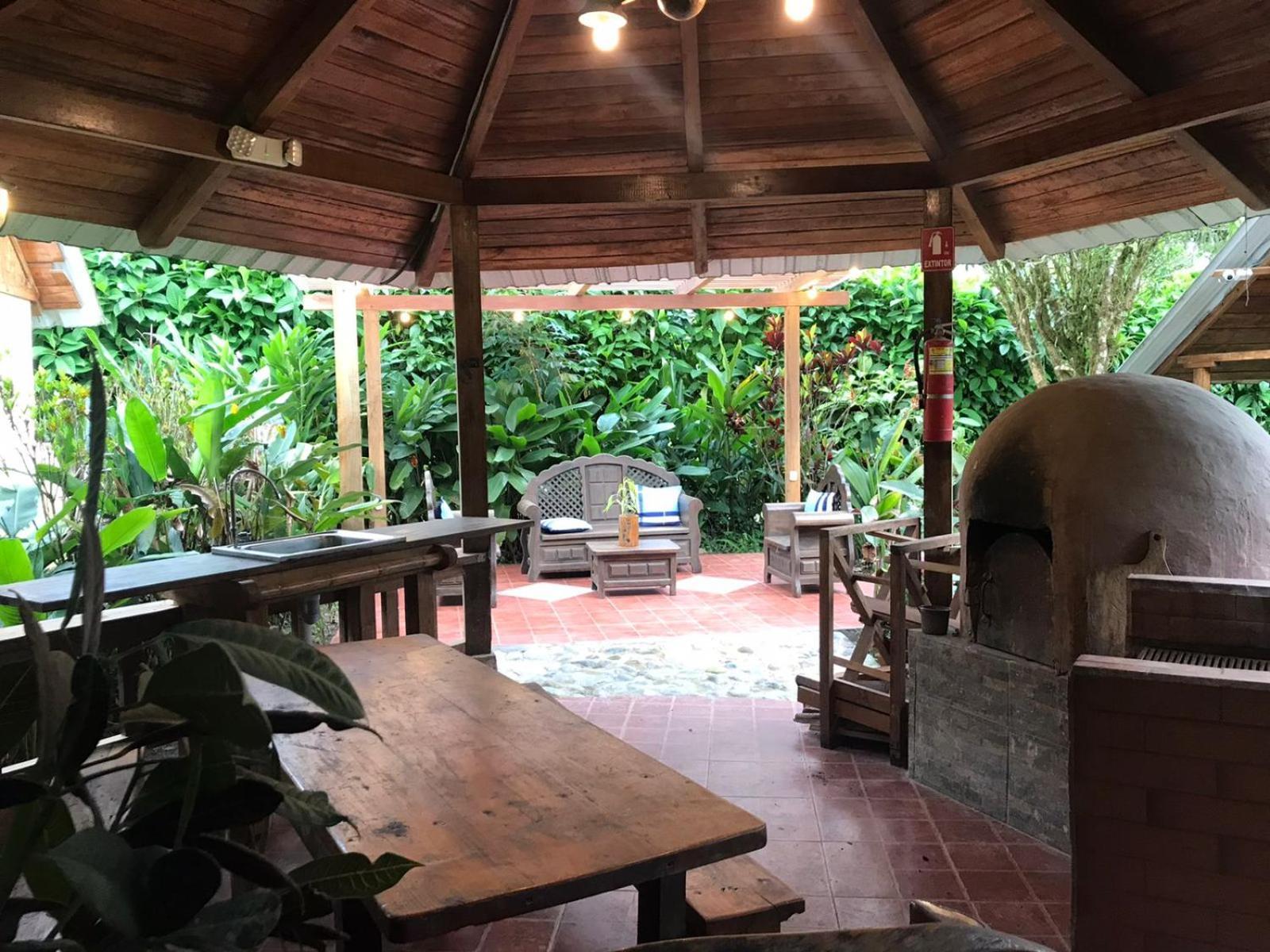 Hosteria Los Cedros De Mindo Ngoại thất bức ảnh